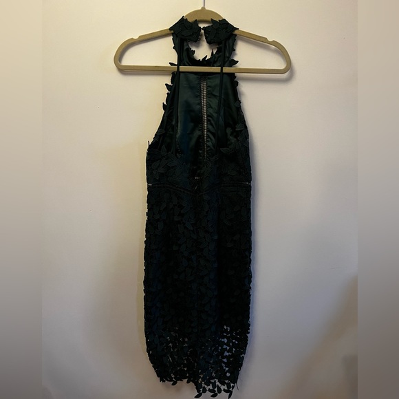 Bardot Hunter Green lace halter dress. Size 6. - Picture 6 of 7